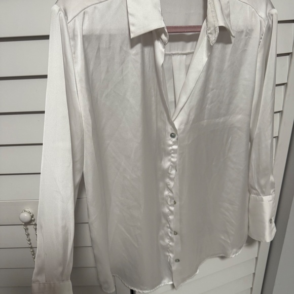 Blusa satinada - Picture 3 of 10